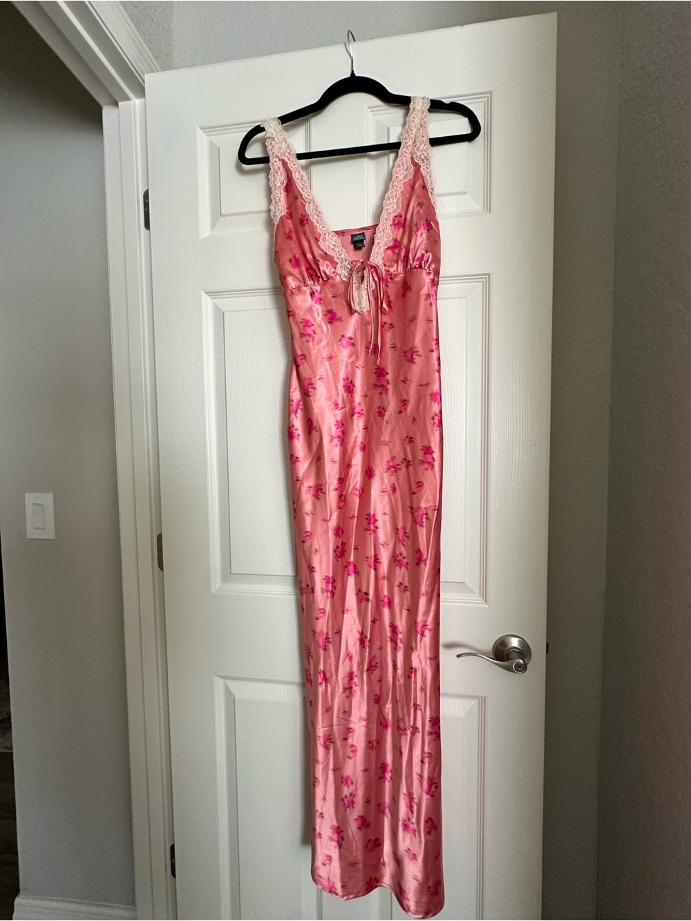 wild fable Pink Floral Satin Lace-Trim Maxi Dress - size small